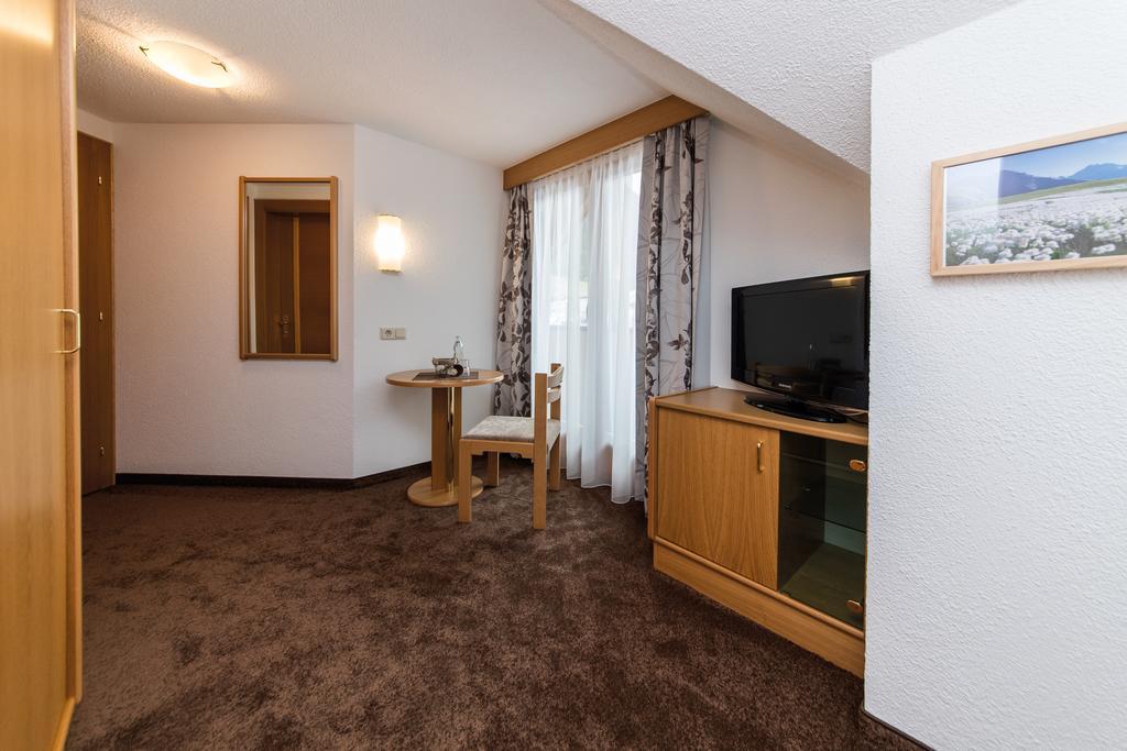Hotel Idhof Ишгль Экстерьер фото