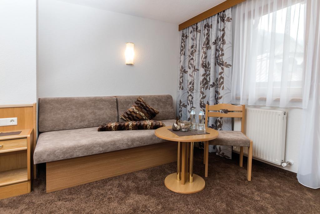 Hotel Idhof Ишгль Экстерьер фото
