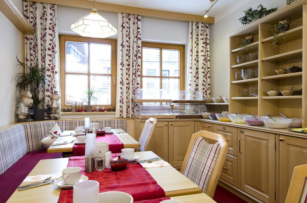 Hotel Idhof Ишгль Экстерьер фото